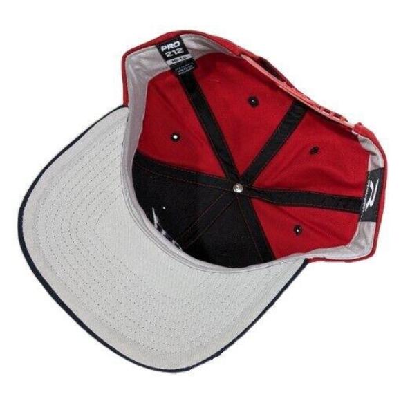 Red Hat with Letter A and Swords Knights NCAA - Picture 7 of 11